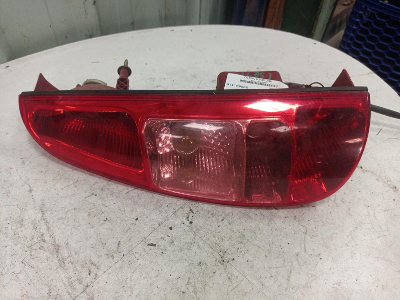 Fanale posteriore principale destro (luci) PEUGEOT 807 Diésel - 1