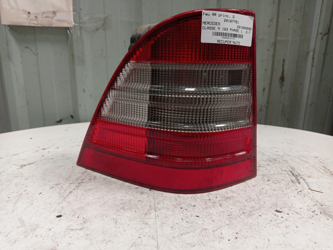 Fanale posteriore principale sinistro (luci) MERCEDES CLASSE M 163 PHASE 1 Diésel - 1