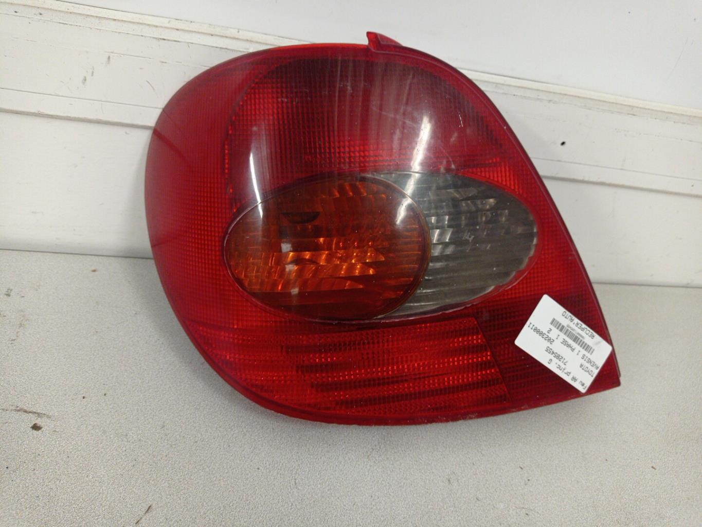 Fanale posteriore principale sinistro (luci) TOYOTA AVENSIS 1 PHASE 1 Diésel - 1