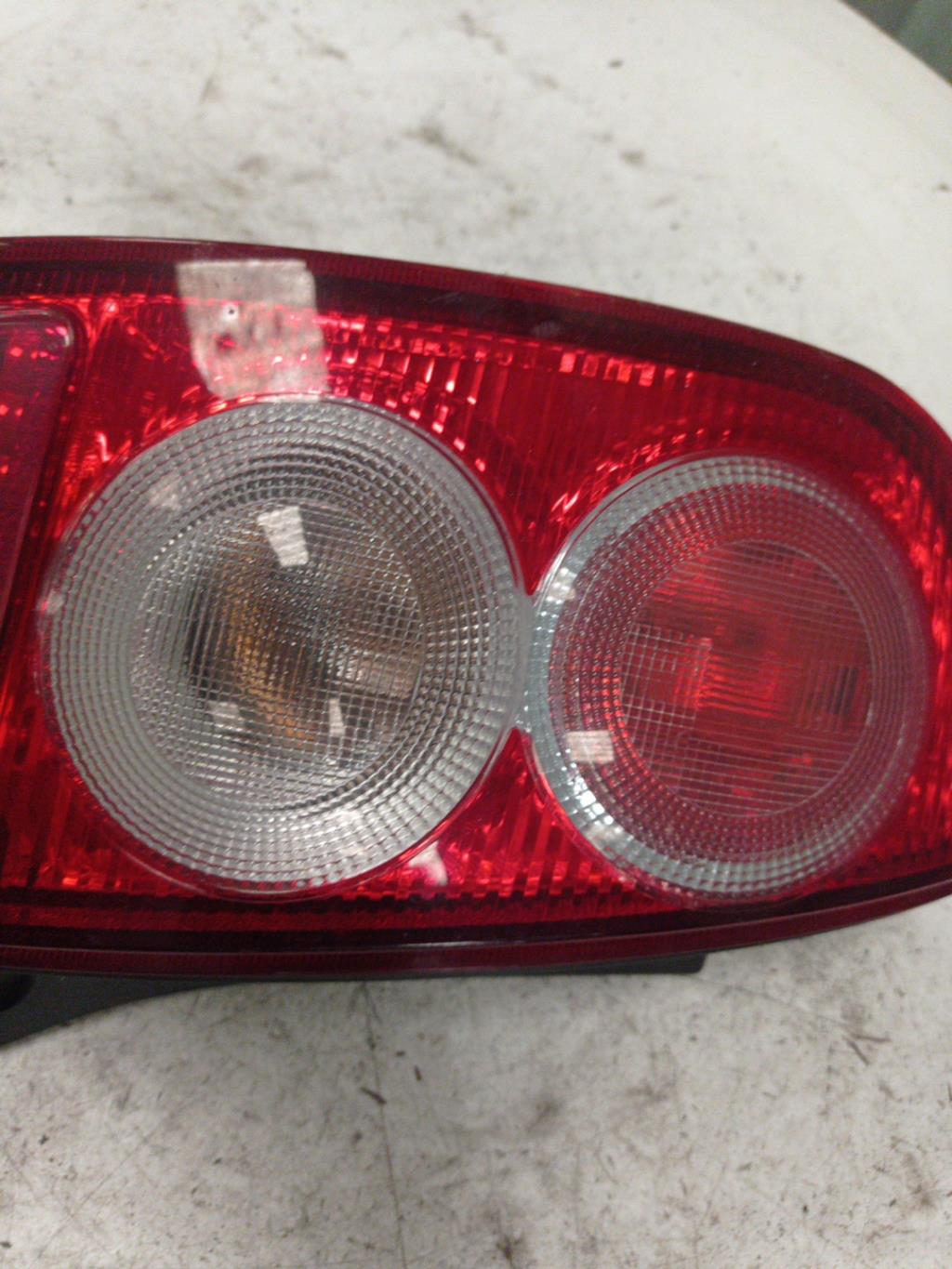 Fanale posteriore principale sinistro (luci) NISSAN MICRA 3 PHASE 2 Gasolina - 1