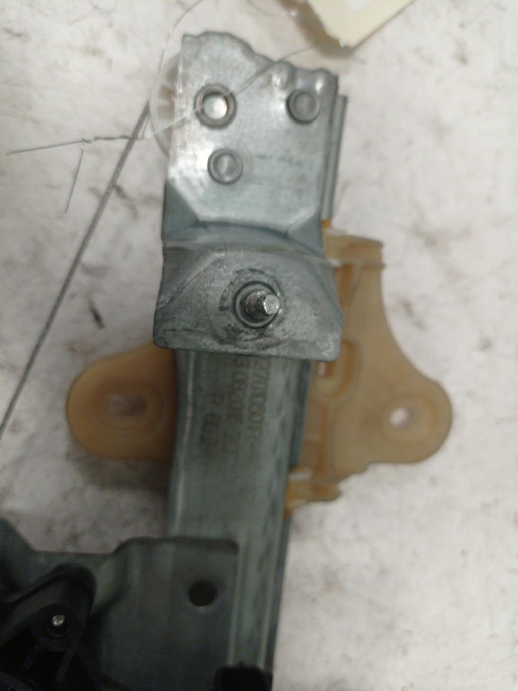 Alzacristalli elettrico posteriore sinistro RENAULT CLIO 4 PHASE 2 BREAK Diésel - 1