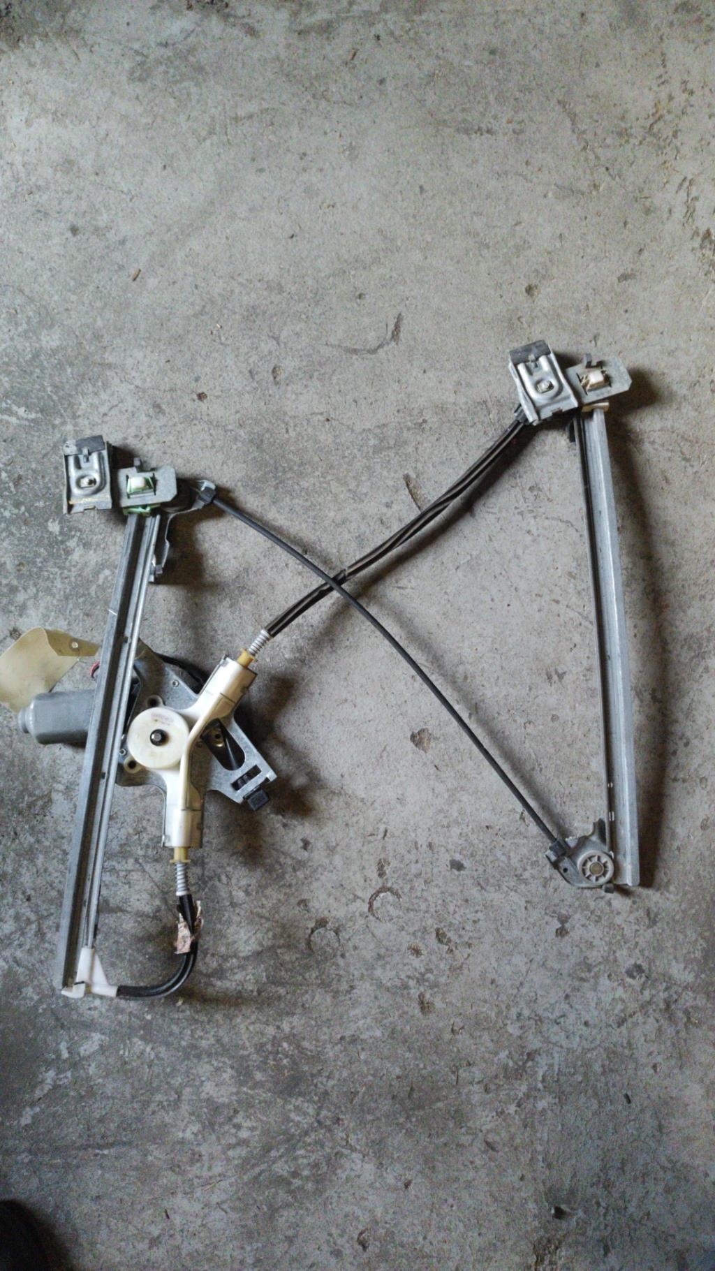 Alzacristalli elettrico anteriore sinistro SEAT CORDOBA 1 PHASE 1 COUPE Gasolina - 1