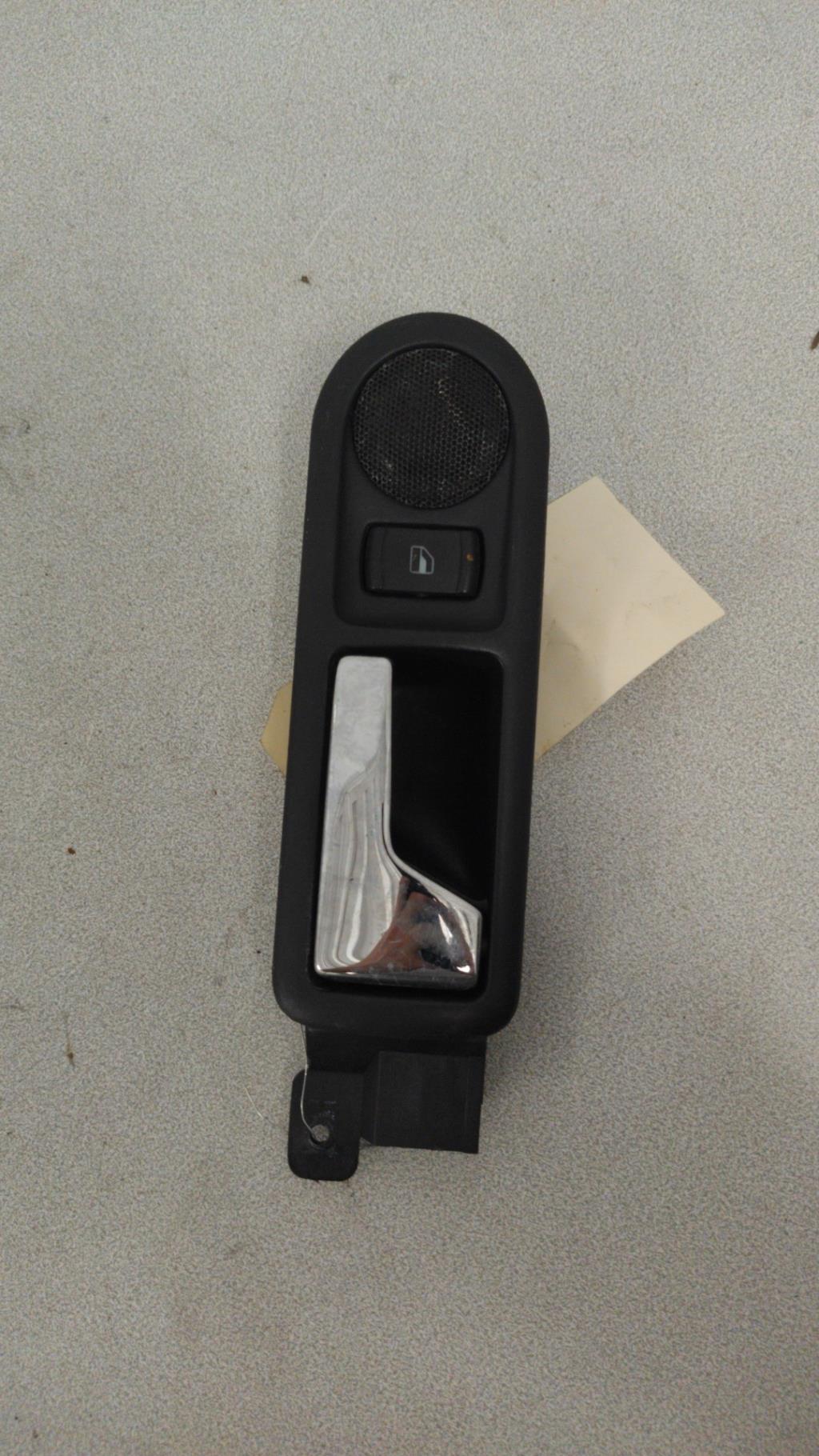 Maniglia interna posteriore destra VOLKSWAGEN GOLF 4 Diésel - 1