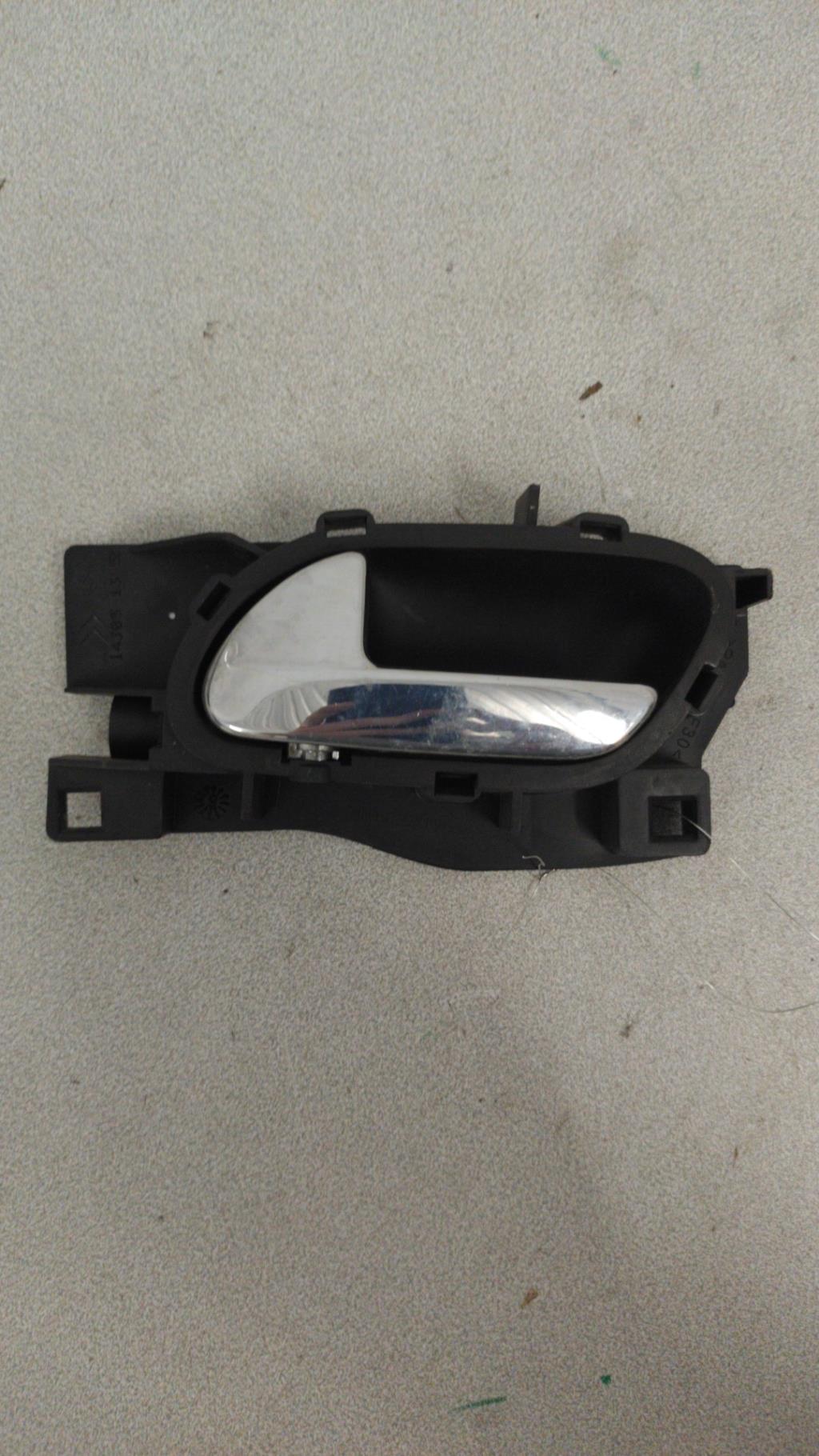 Maniglia interna anteriore sinistra CITROEN C4 1 PHASE 1 COUPE Diésel - 1