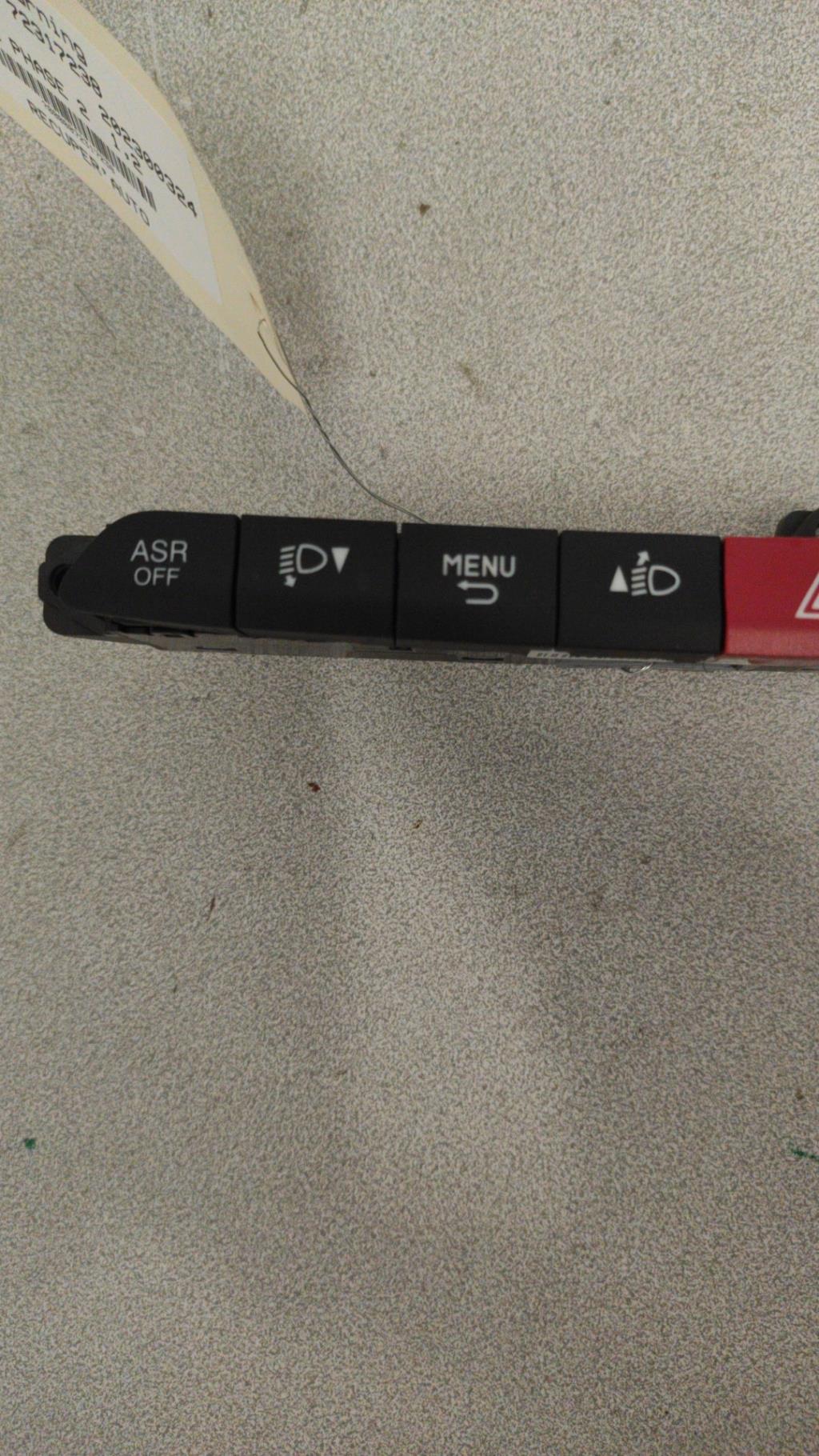 Bouton de warning FIAT DOBLO 2 PHASE 2 Diesel - 1