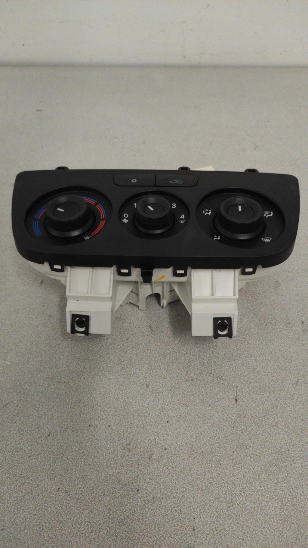 Commande chauffage FIAT DOBLO 2 PHASE 2 Diesel - 1