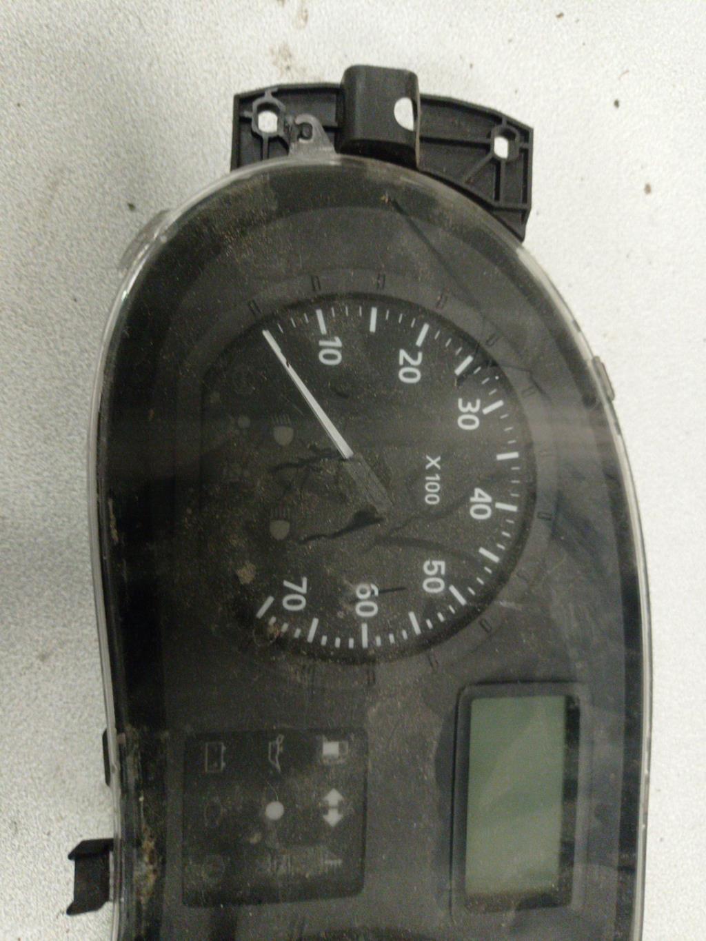 Compteur DACIA LOGAN MCV 1 PHASE 1 BREAK Diesel - 1