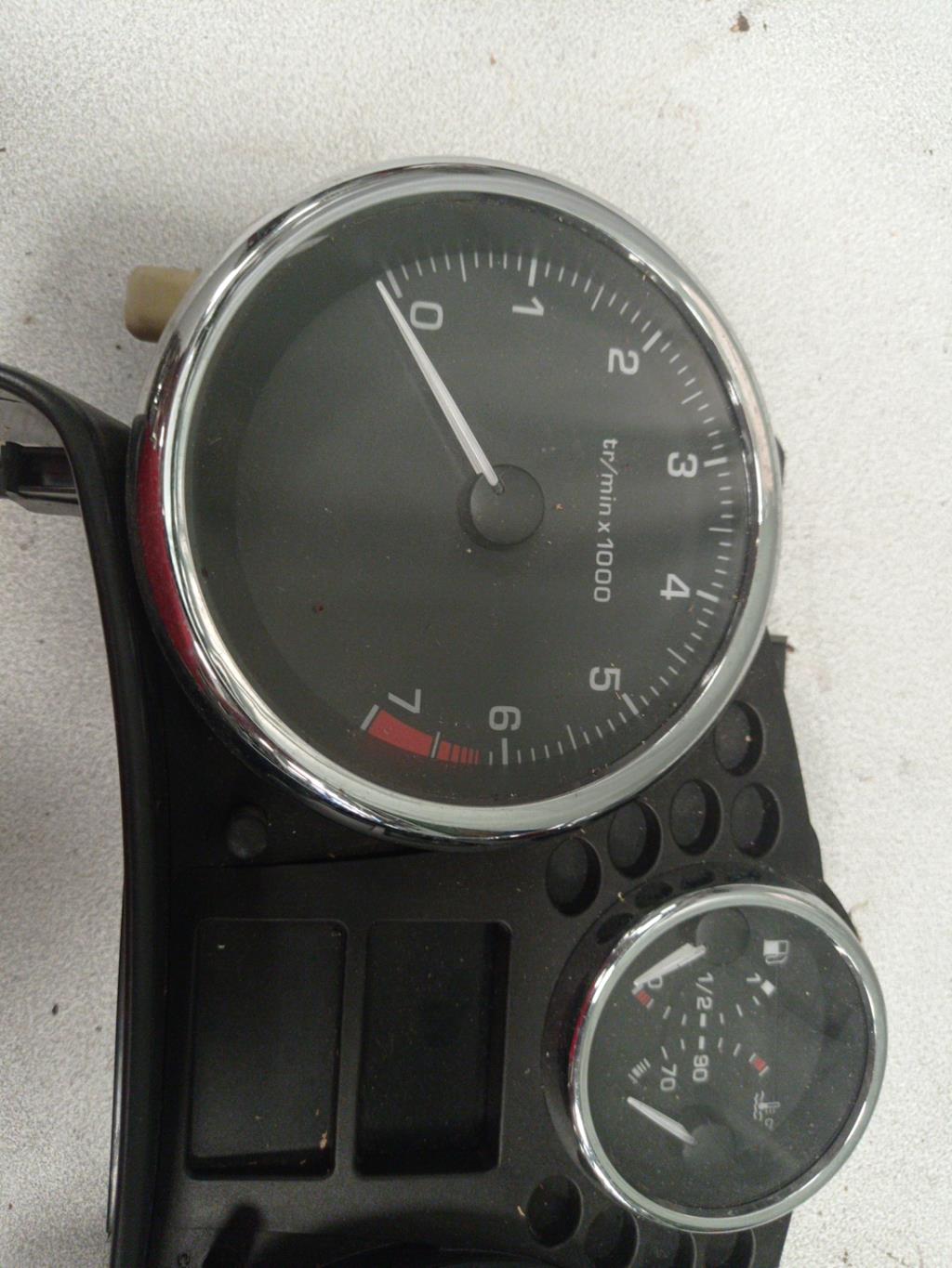 Compteur PEUGEOT 207 PHASE 1 Essence - 1