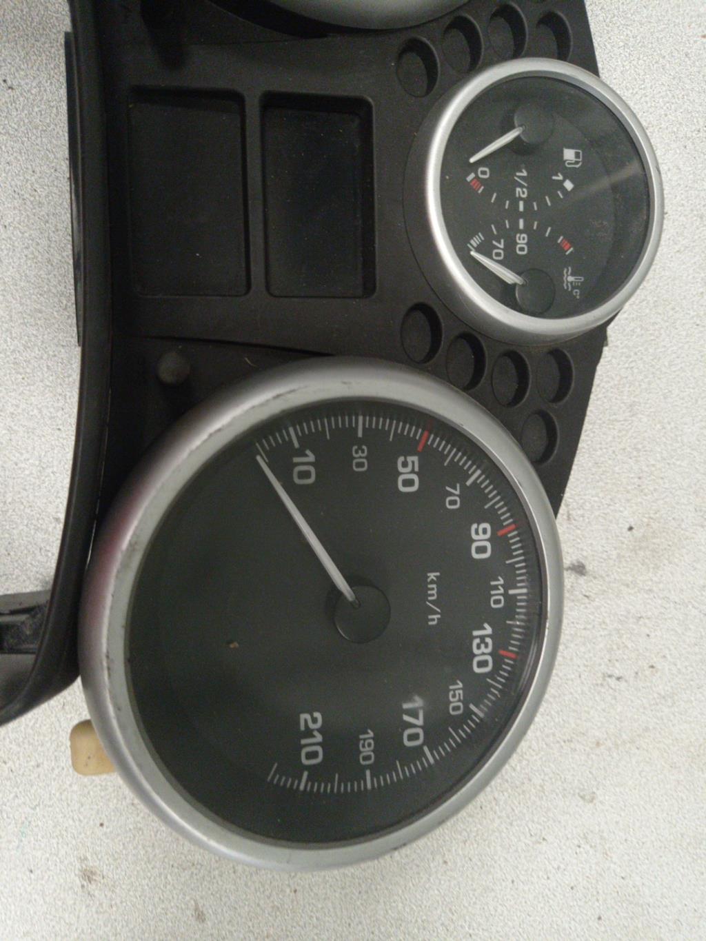 Tachimetro PEUGEOT 207 PHASE 1 Diésel - 1