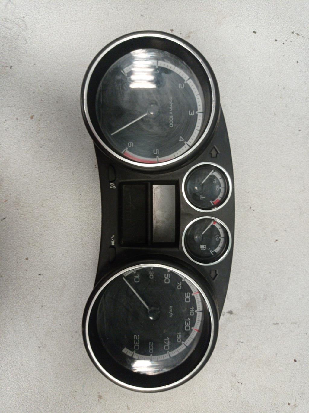 Compteur PEUGEOT 308 1 PHASE 1 Diesel - 1