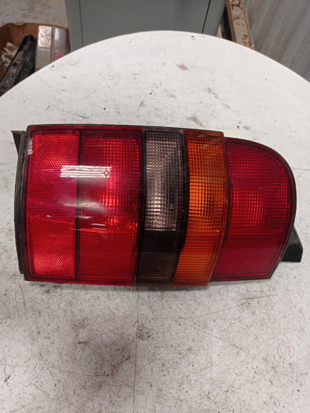 Fanale posteriore principale destro (luci) RENAULT ESPACE 2 PHASE 1 Gasolina - 1