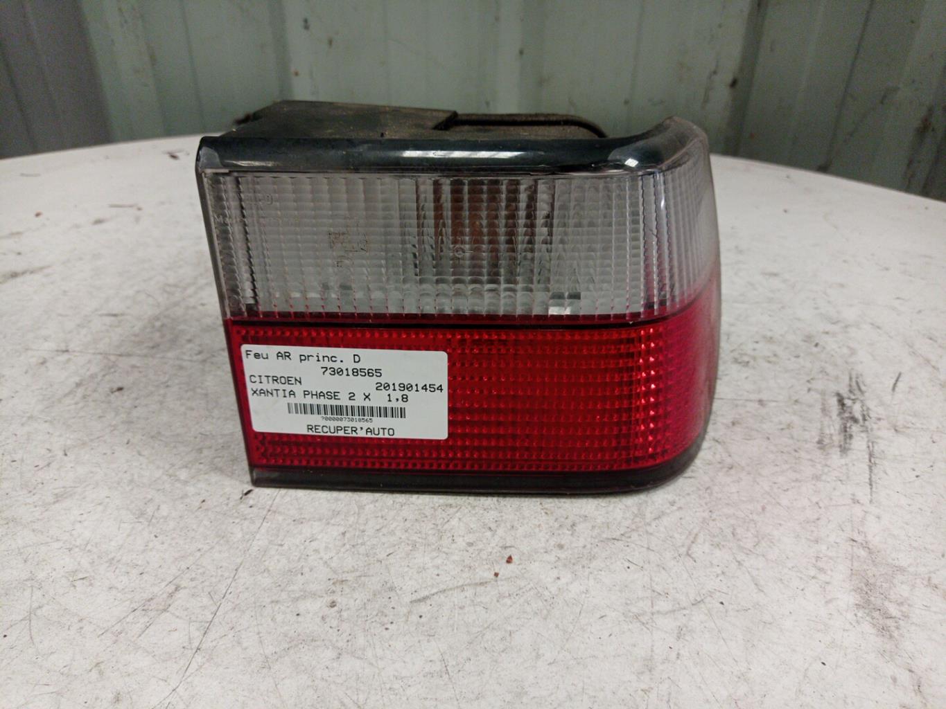 Fanale posteriore principale destro (luci) CITROEN XANTIA PHASE 2 Gasolina - 1
