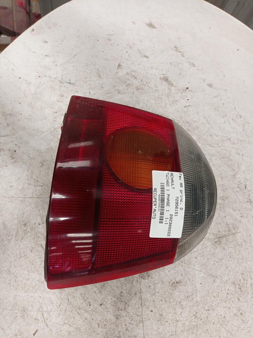Fanale posteriore principale destro (luci) RENAULT TWINGO 1 PHASE 1 Gasolina - 1