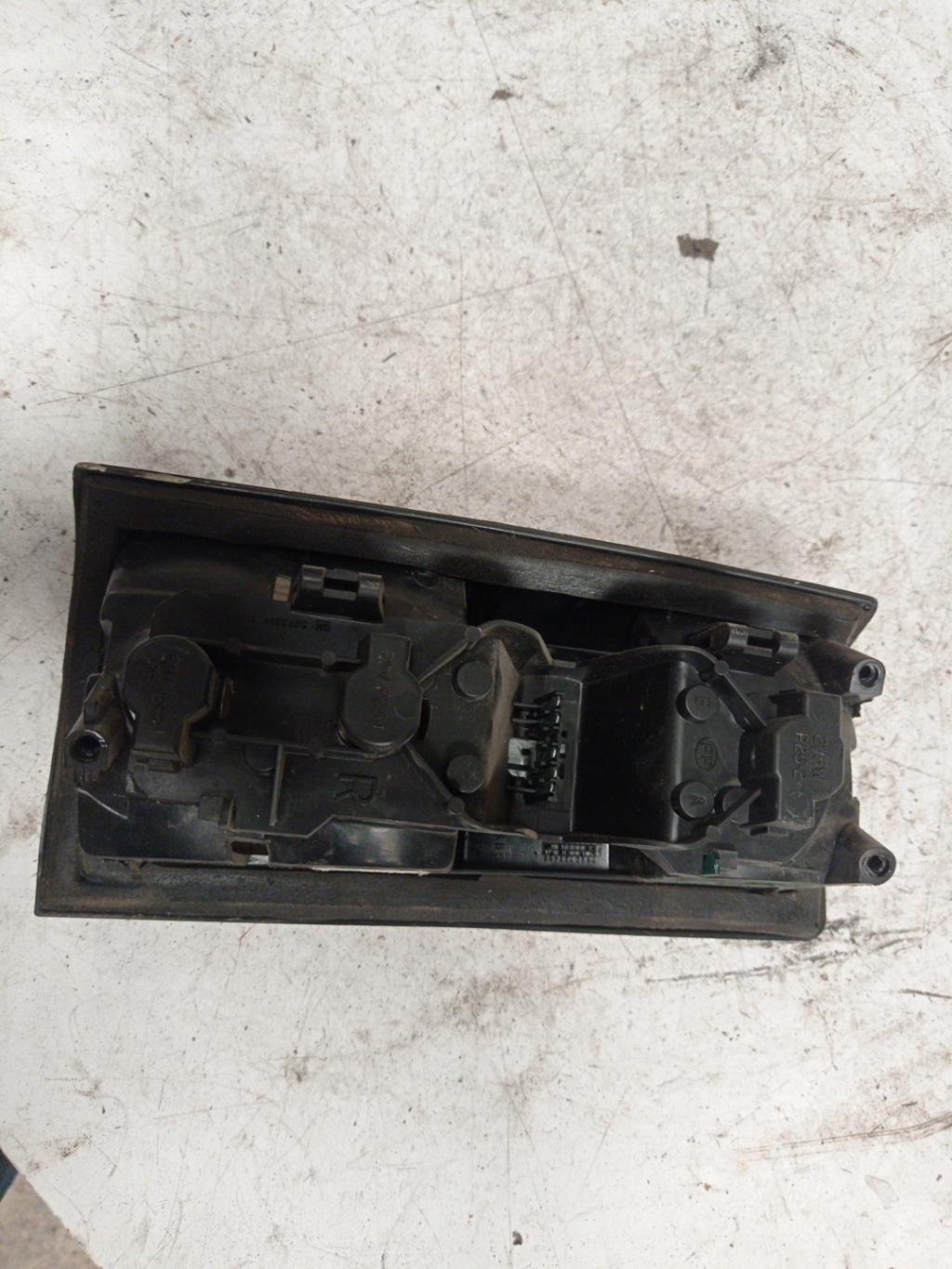 Fanale posteriore principale destro (luci) OPEL CORSA A PHASE 1 Gasolina - 1