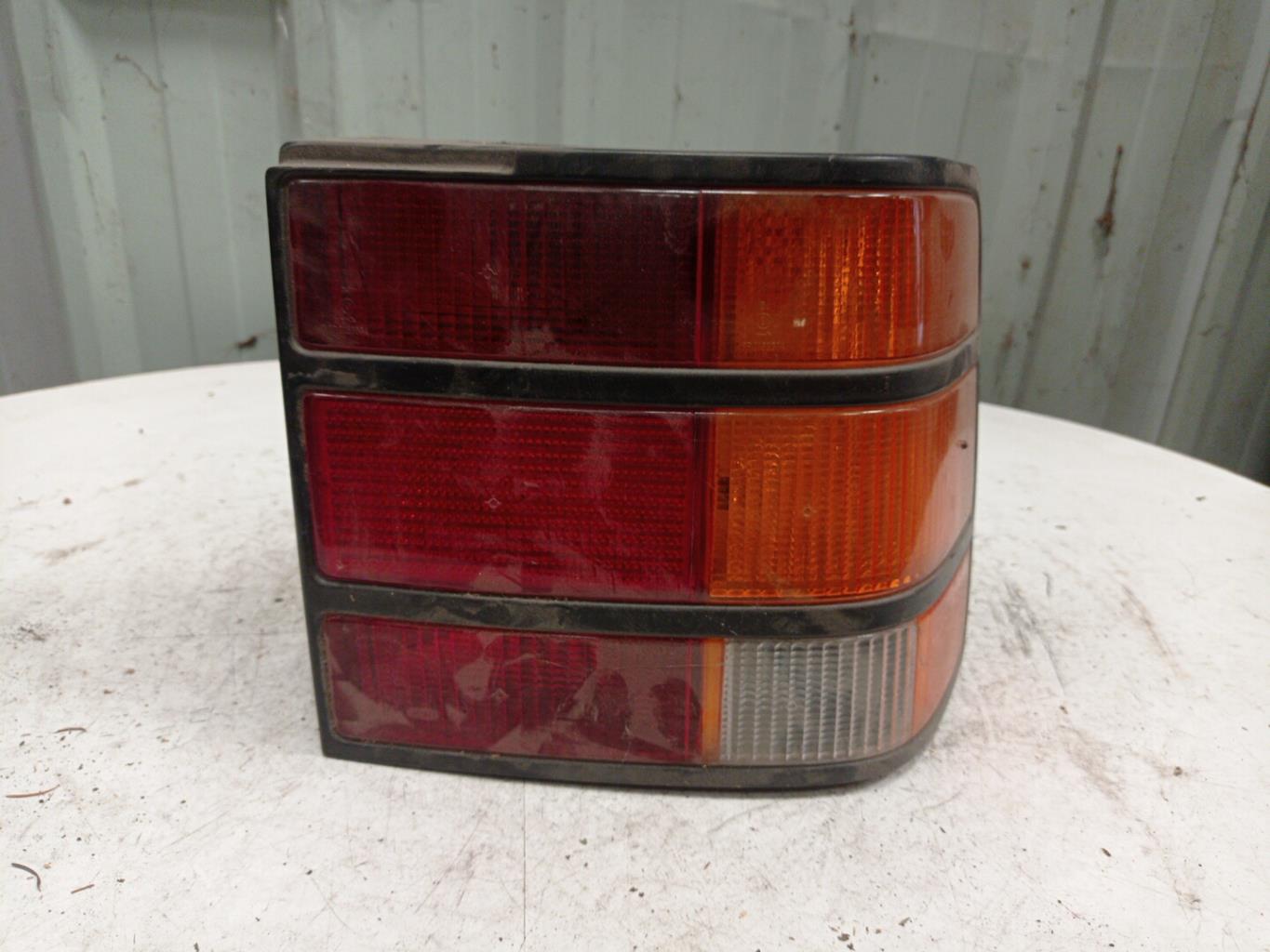 Fanale posteriore principale destro (luci) FORD SCORPIO 1 PHASE 1 Gasolina - 1