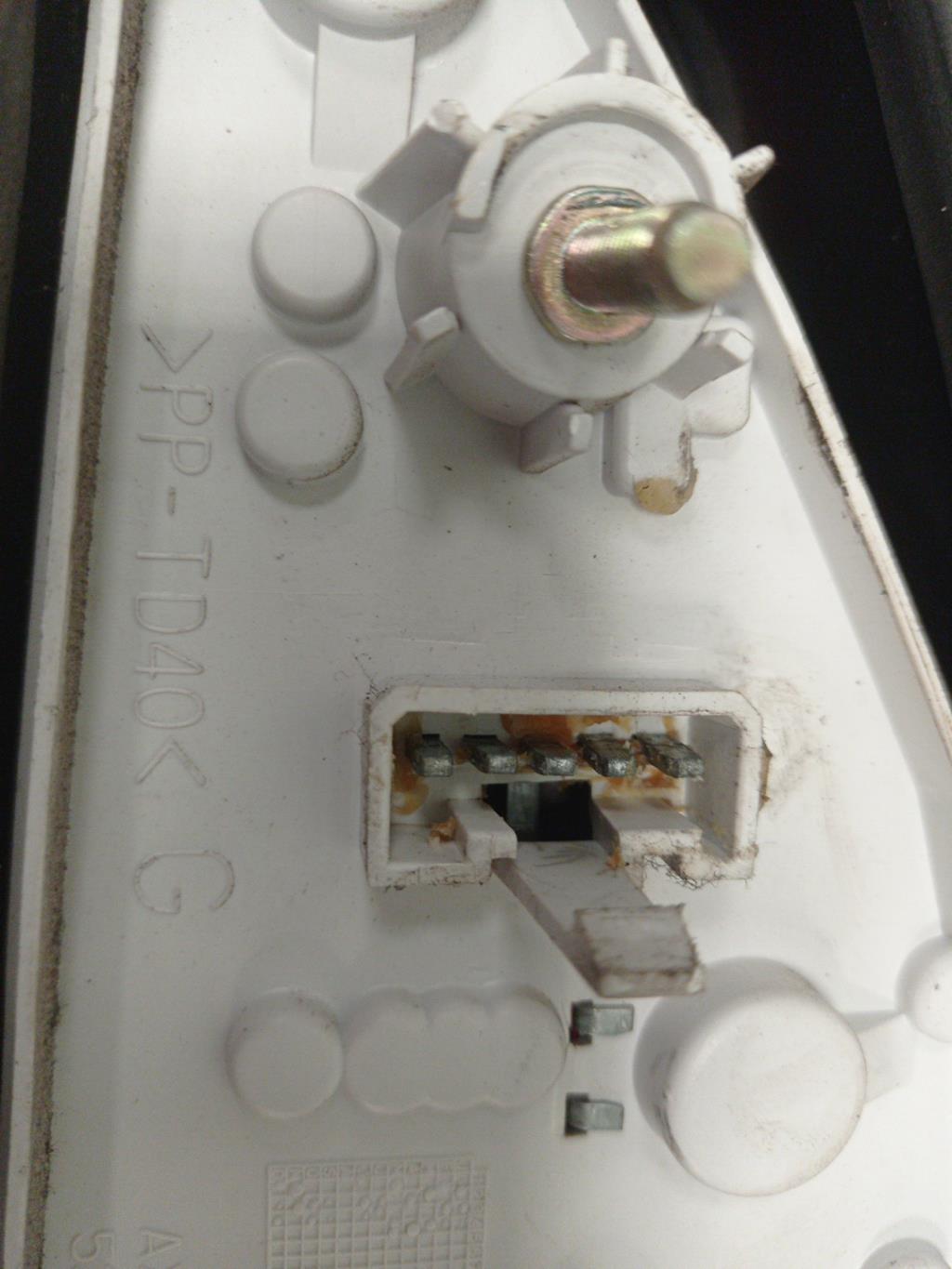 Fanale posteriore principale sinistro (luci) PEUGEOT 106 PHASE 1 Gasolina - 1