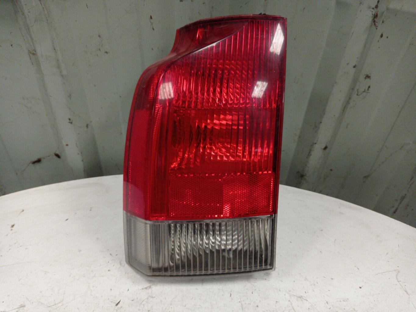 Fanale posteriore principale sinistro (luci) VOLVO V 70 1 PHASE 2 BREAK Diésel - 1