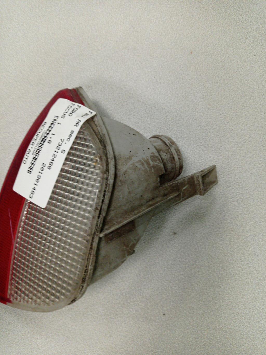 Feu arriere secondaire gauche (feux) FORD FOCUS 1 Diesel - 1