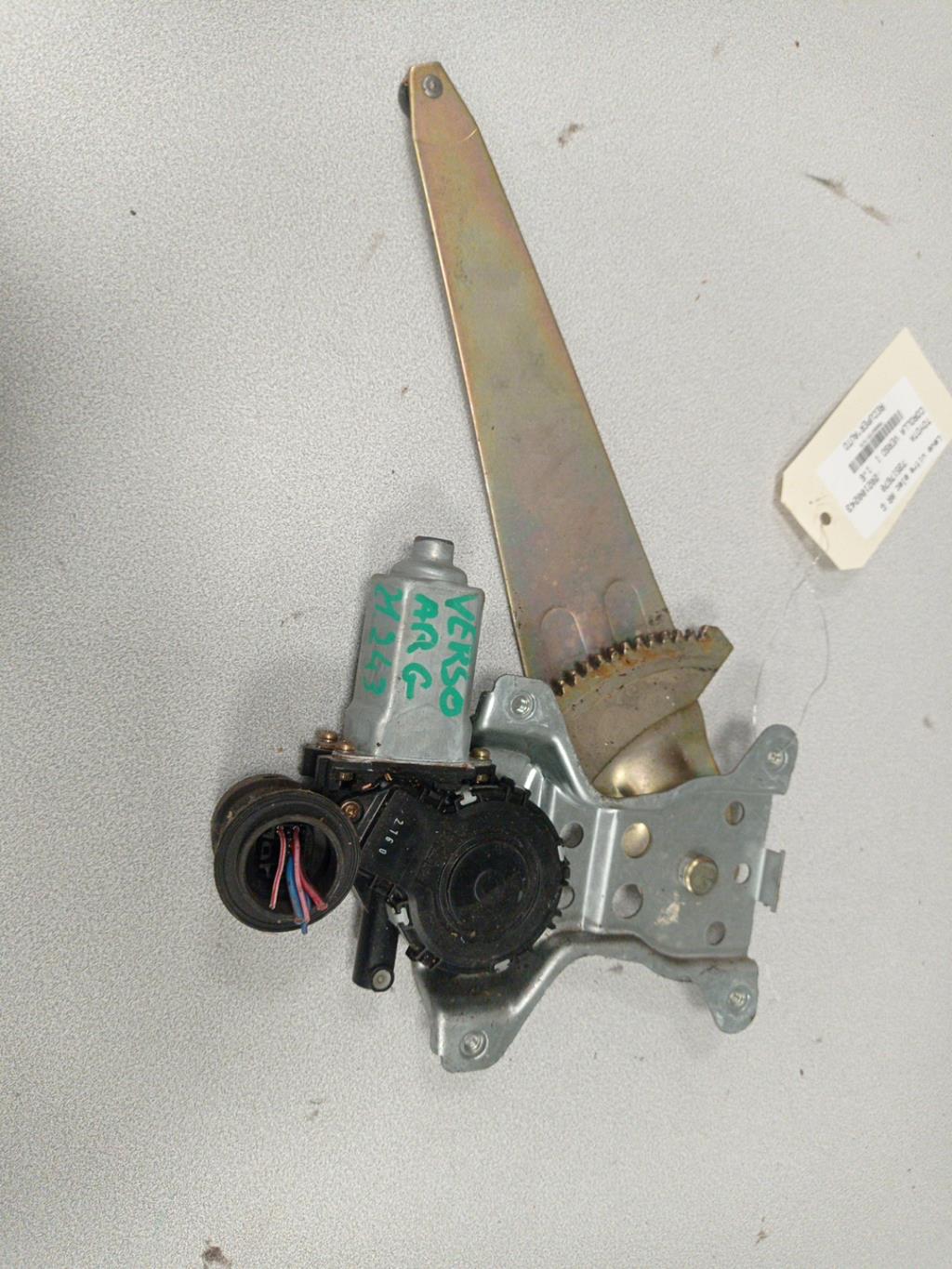 Alzacristalli elettrico posteriore sinistro TOYOTA COROLLA VERSO 1 Gasolina - 1