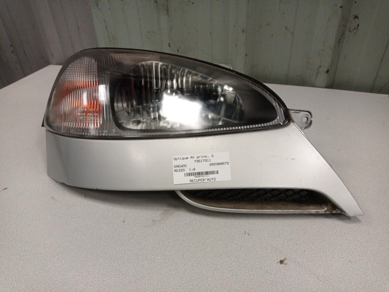 Gruppo ottico anteriore principale destro (luci)(faro) DAEWOO REZZO  - 1
