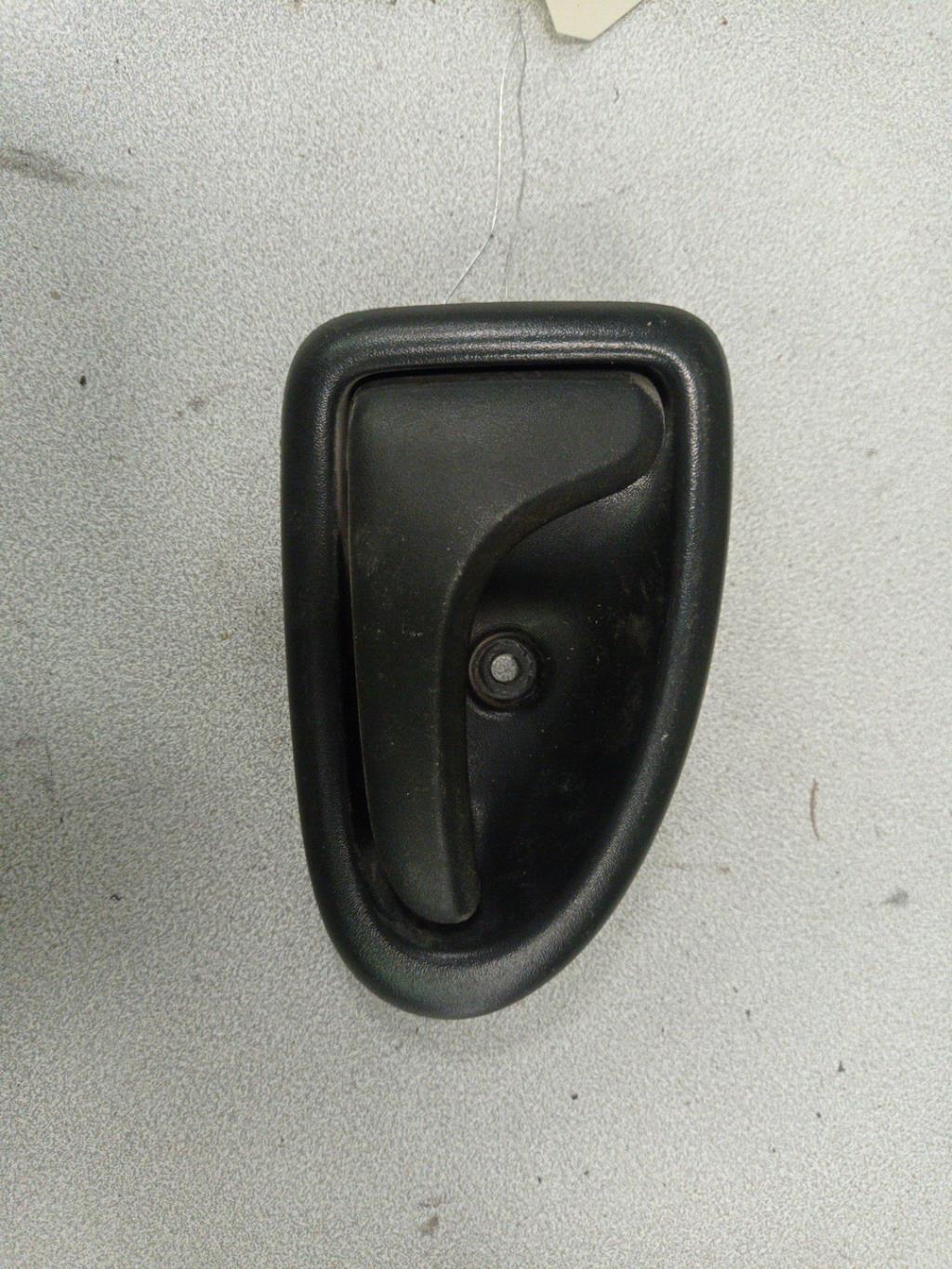 Poignee interieur avant gauche RENAULT TRAFIC 2 PHASE 2 Diesel - 1