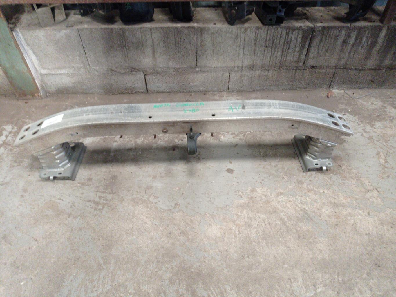 Traversa rinforzo paraurti anteriore TOYOTA COROLLA VERSO 2 PHASE 2 Diésel - 1