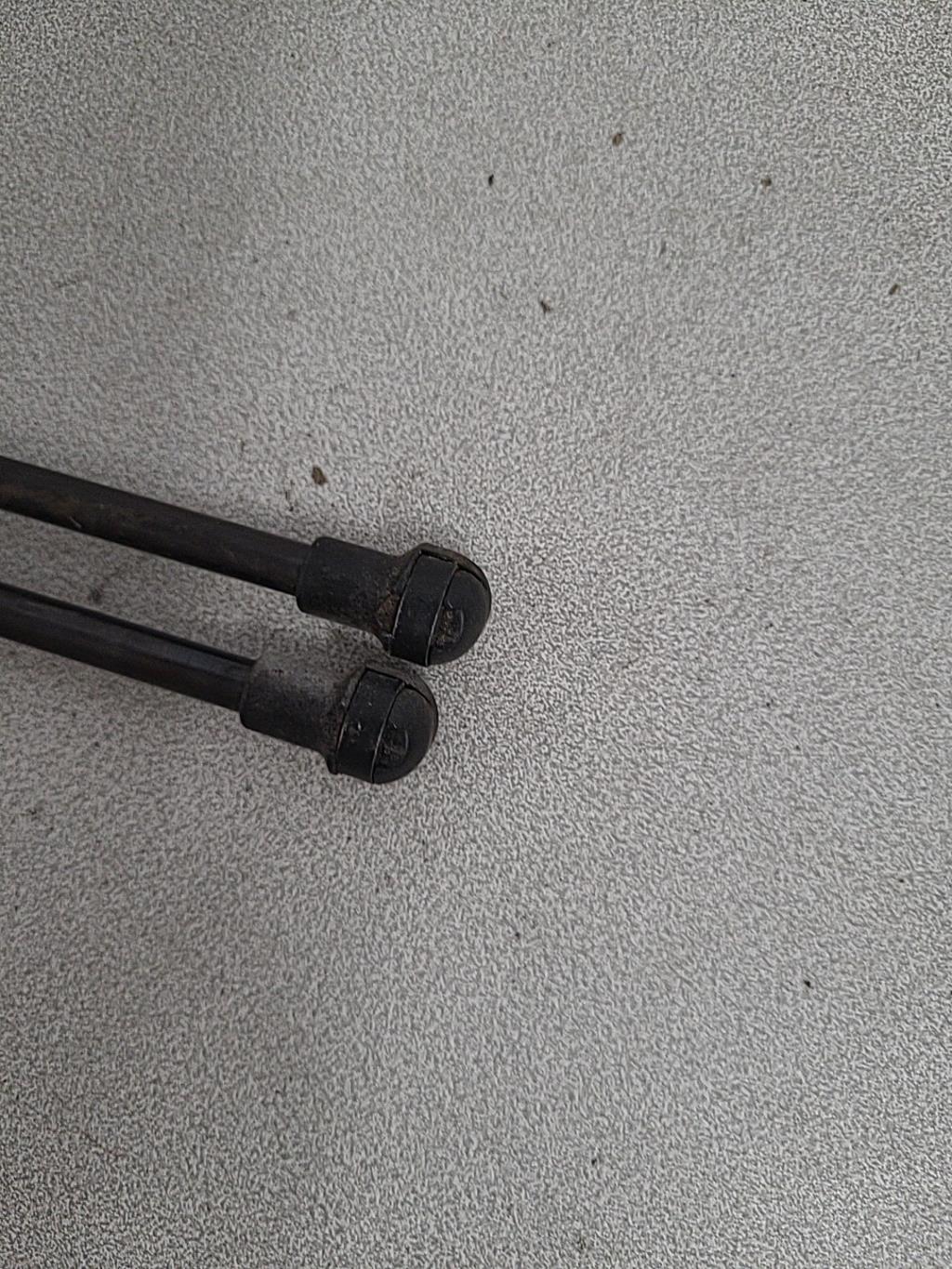Verin de coffre FORD KA 2 PHASE 2 Essence - 1