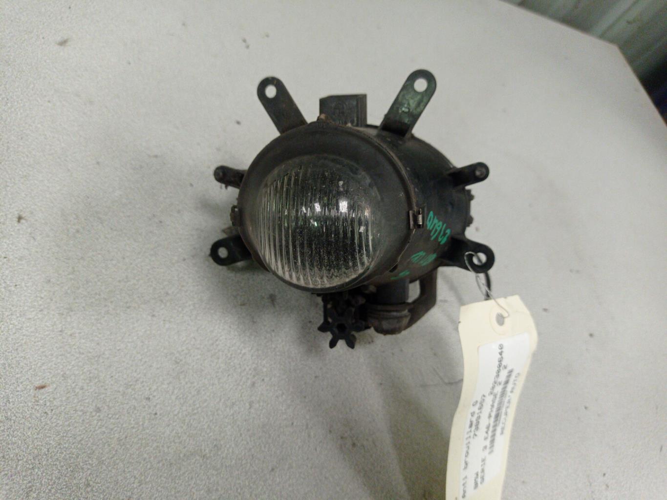 Fendinebbia sinistro (luce) BMW SERIE 3 E46 PHASE 2 Diésel - 1