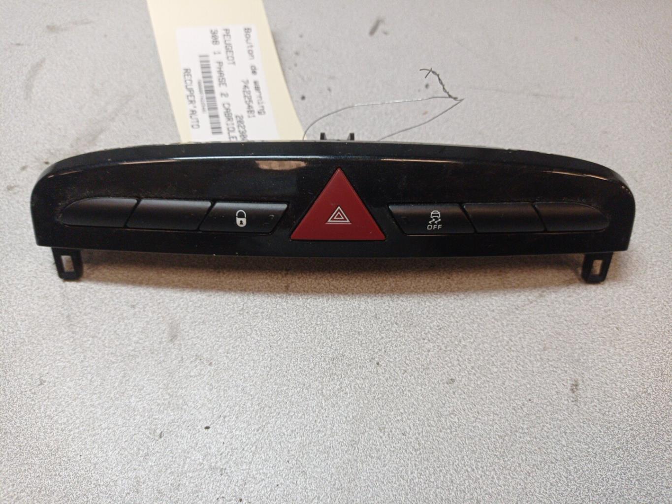 Bouton de warning PEUGEOT 308 1 PHASE 2 CABRIOLET Essence - 1