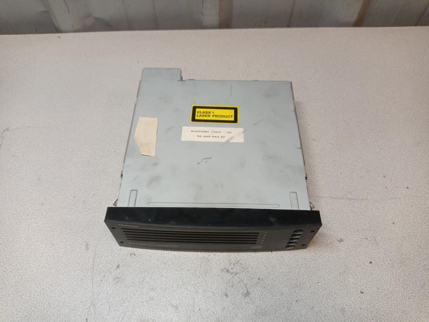 Chargeur CD PEUGEOT 206 PHASE 1 Essence - 1
