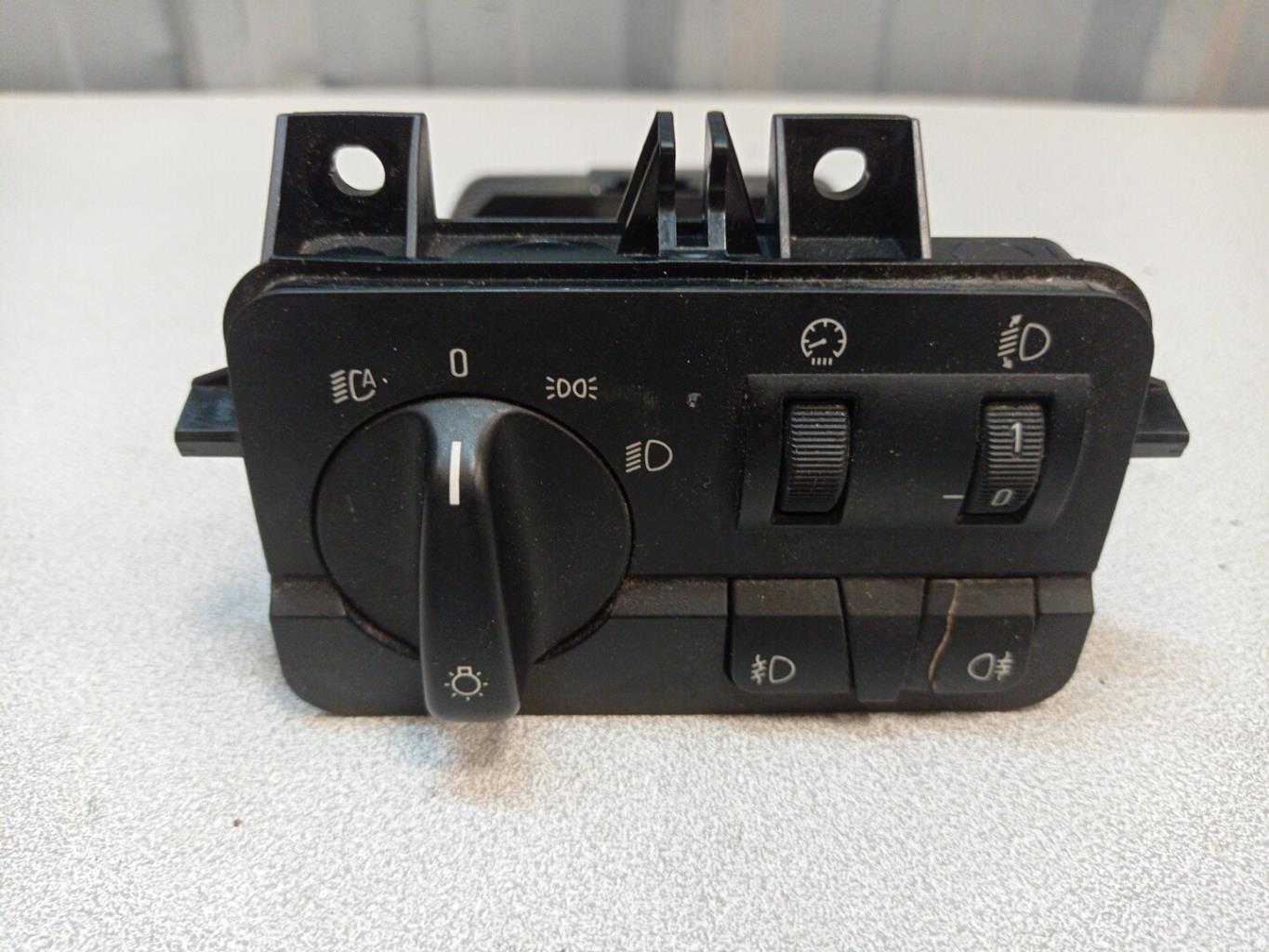 Commande de phare BMW SERIE 3 E46 PHASE 2 Diesel - 1