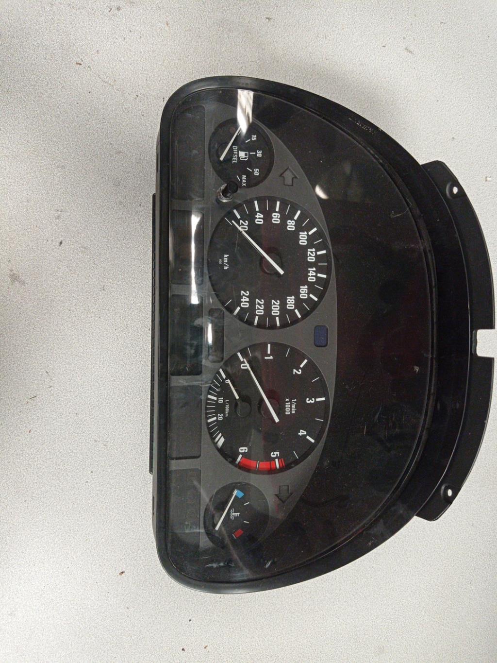 Compteur BMW SERIE 5 E39 PHASE 1 Diesel - 1