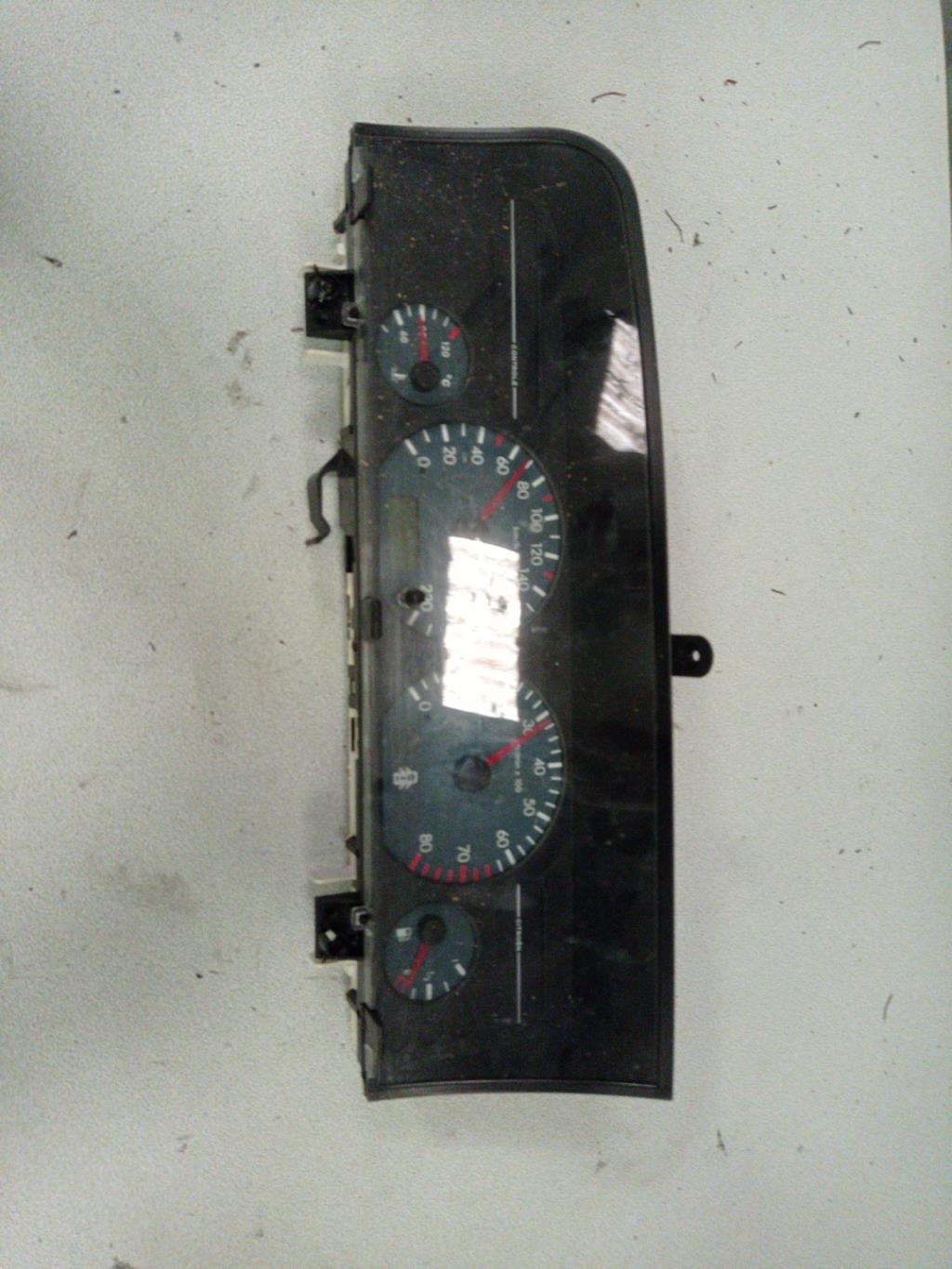 Compteur CITROEN XANTIA PHASE 2 Essence - 1