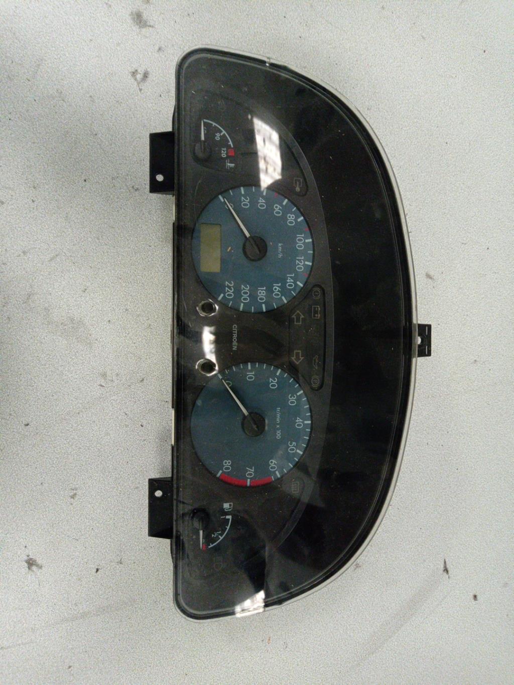 Compteur CITROEN XSARA PHASE 2 Essence - 1
