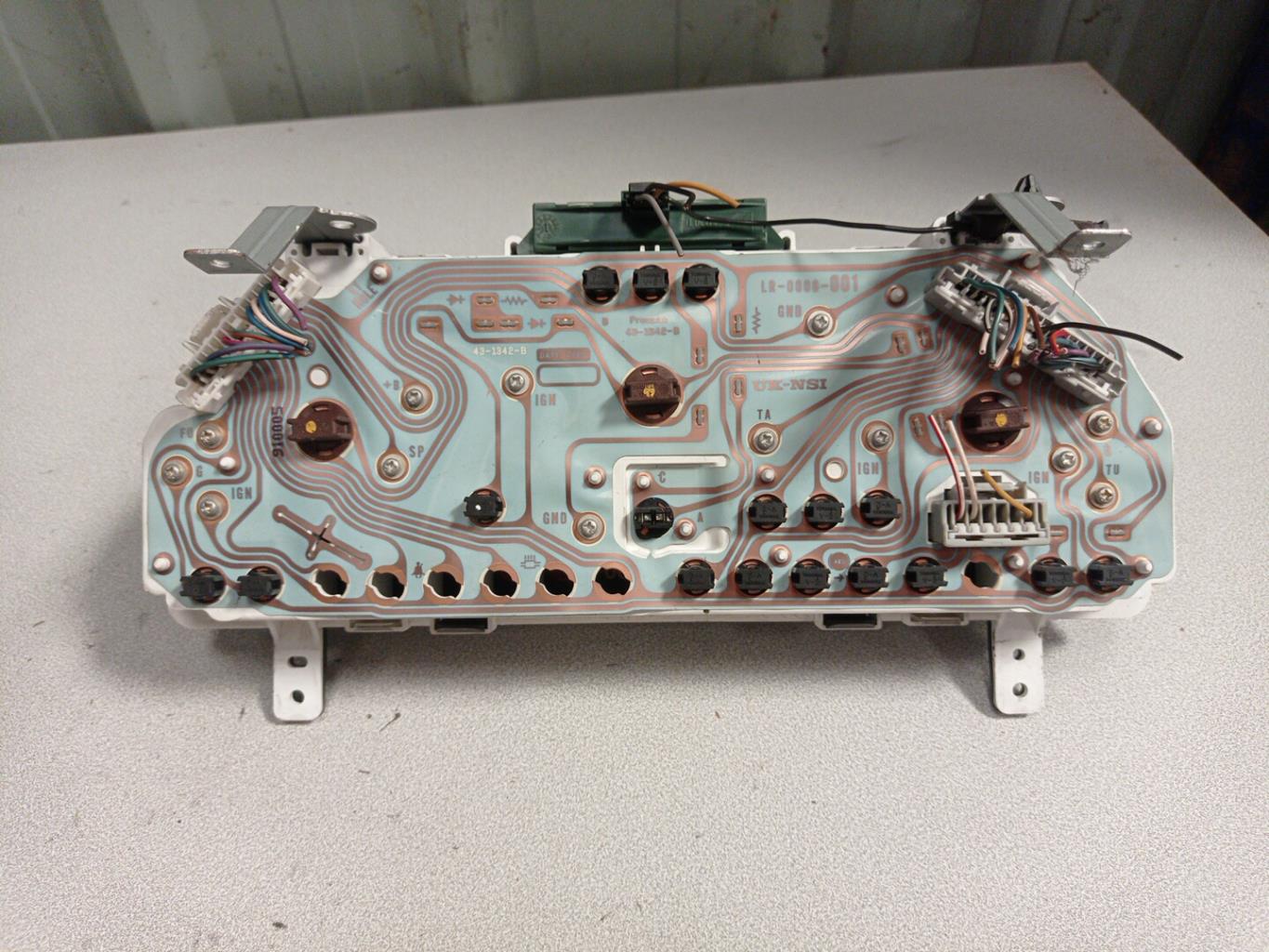 Compteur LAND ROVER FREELANDER 1 PHASE 1 Essence - 1