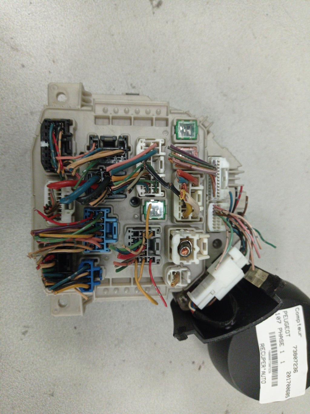 Compteur PEUGEOT 107 PHASE 1 Essence - 1
