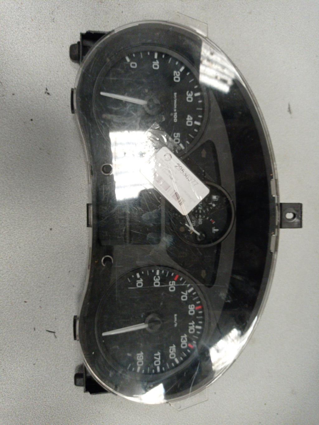 Compteur PEUGEOT PARTNER 2 PHASE 1 Diesel - 1