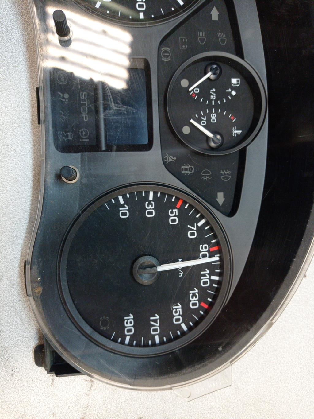 Compteur PEUGEOT PARTNER 2 PHASE 1 Diesel - 1