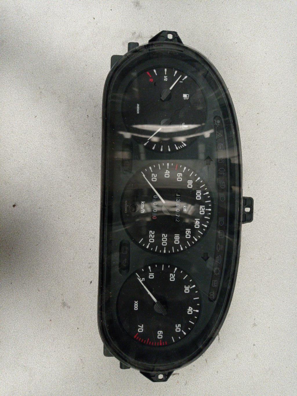 Compteur RENAULT MEGANE 1 PHASE 1 COUPE Essence - 1