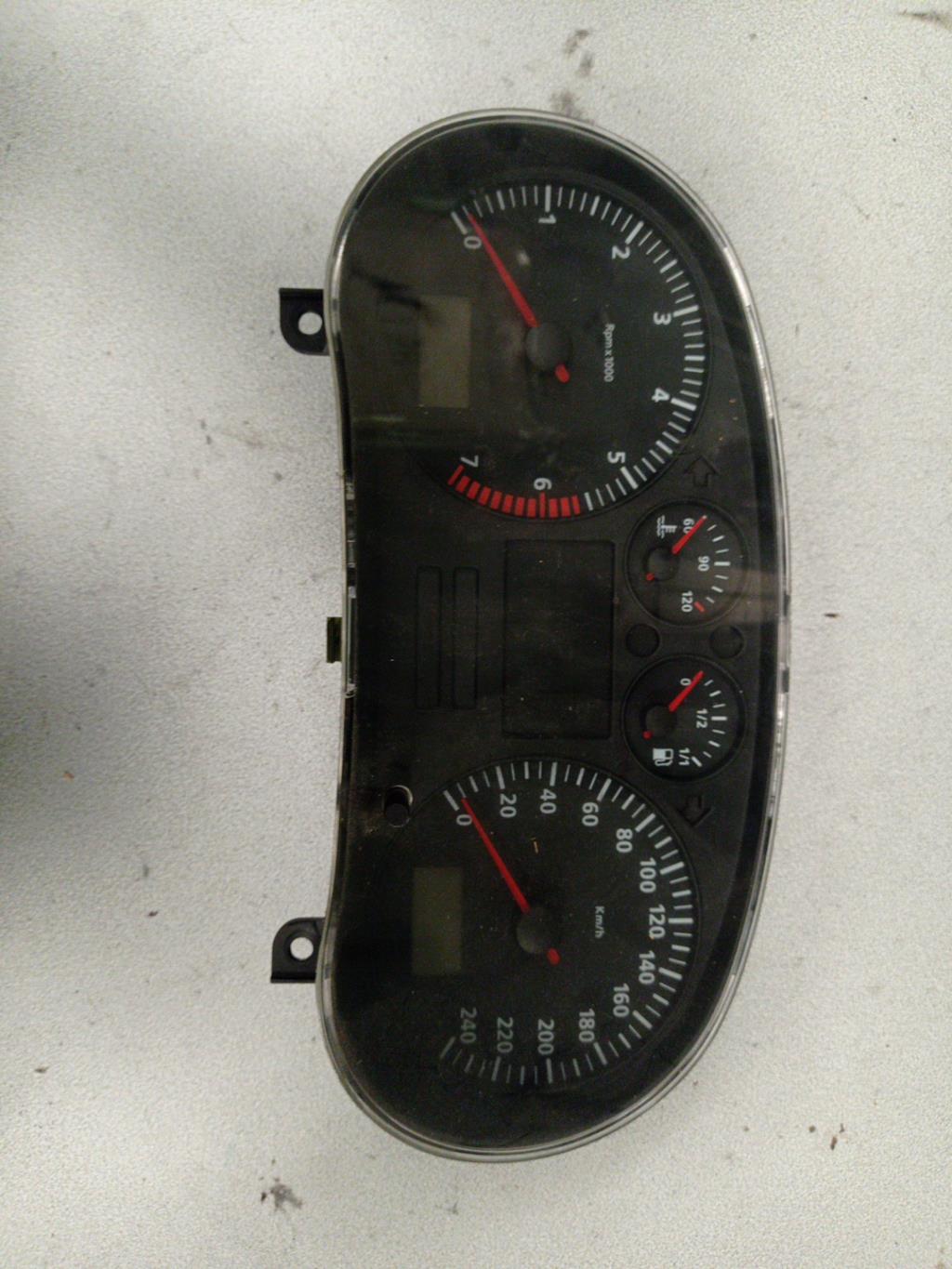Compteur SEAT LEON 1 Essence - 1