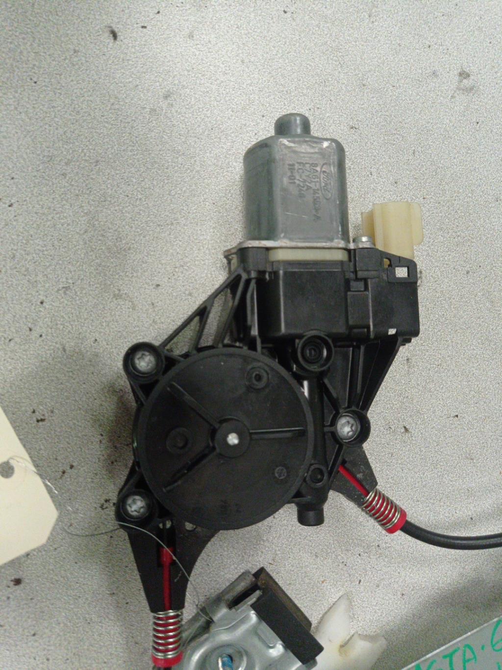 Alzacristalli elettrico anteriore destro FORD FIESTA 6 PHASE 1 Diésel - 1