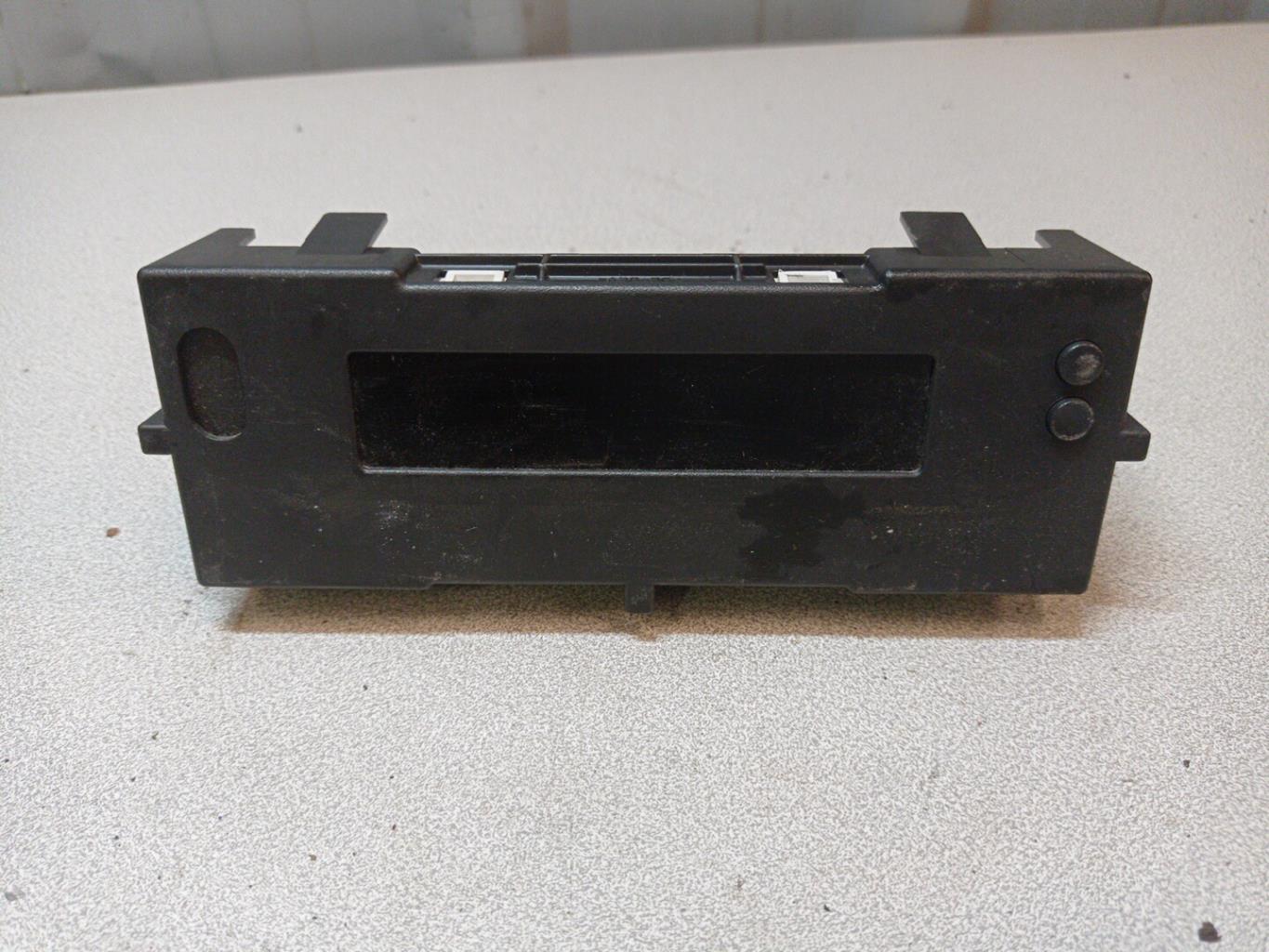 Monitor display RENAULT CLIO 3 PHASE 1 Diésel - 1