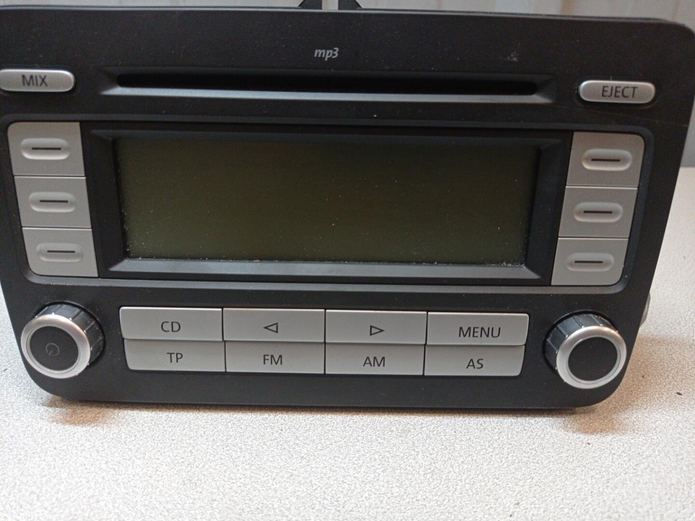Autoradio originale VOLKSWAGEN PASSAT 5 BREAK Diésel - 1