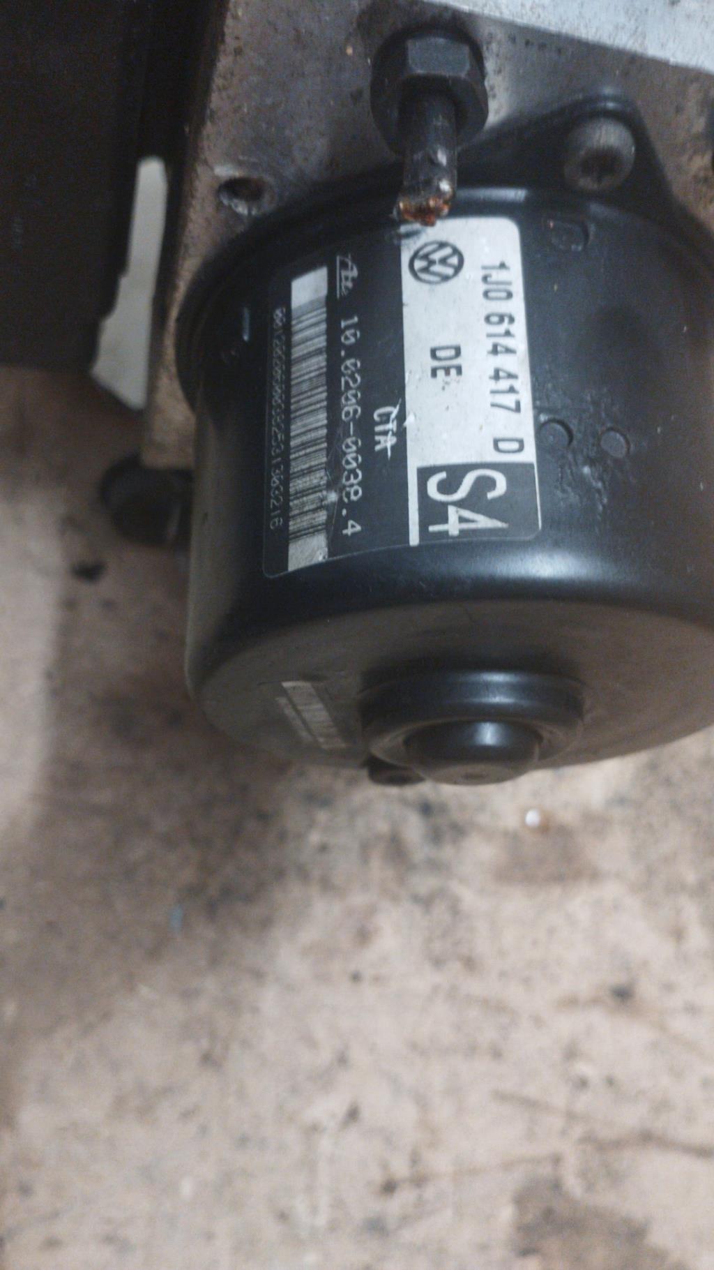 Bloc ABS (freins anti-blocage) SEAT LEON 1 Diesel - 1