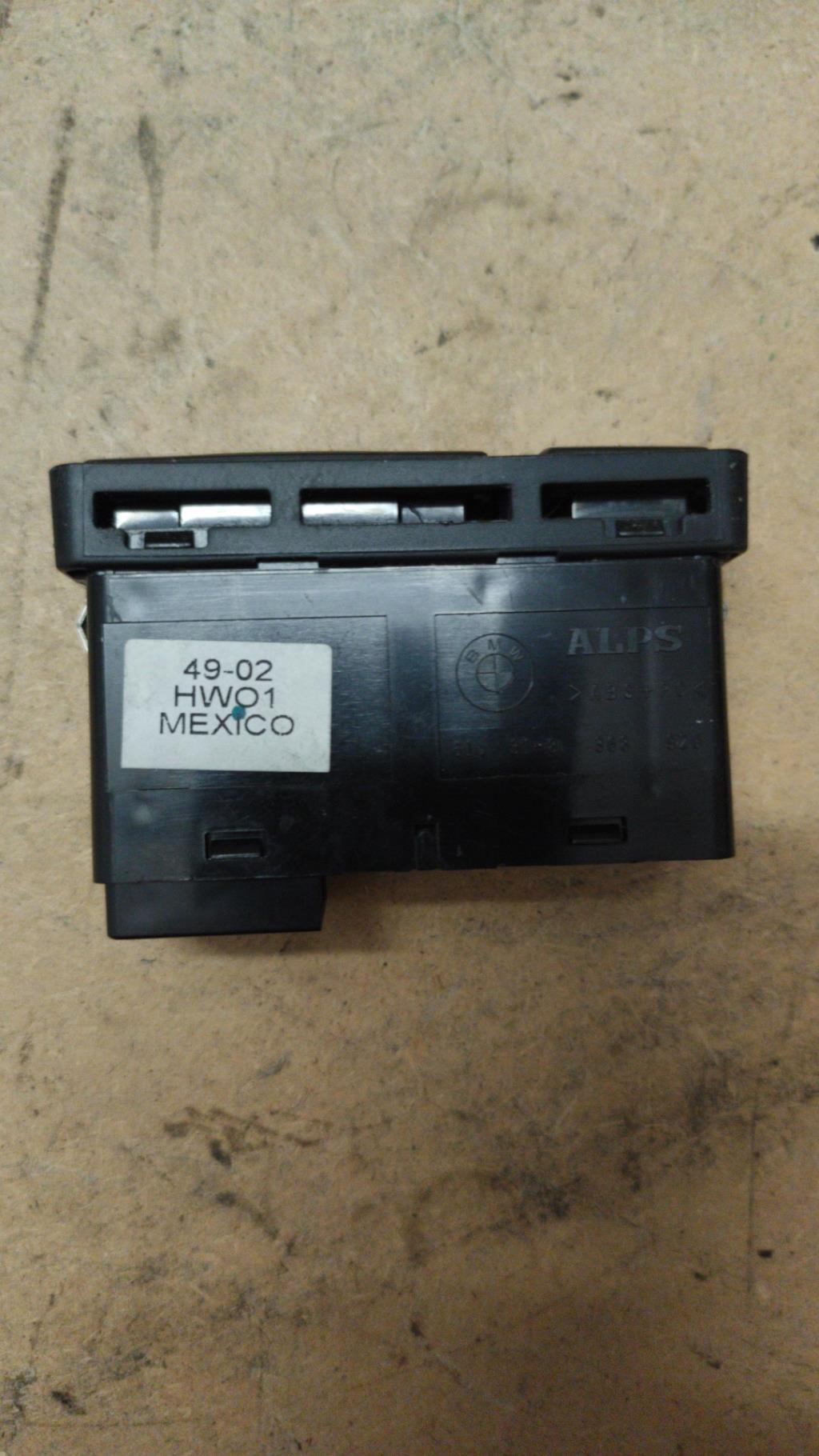 Bouton de warning BMW SERIE 3 E46 PHASE 2 Diesel - 1