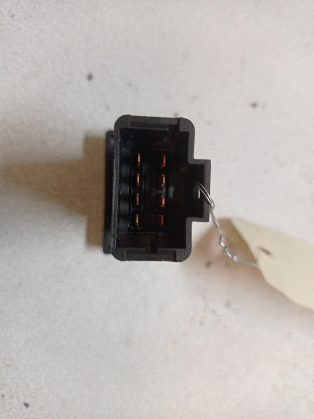 Bouton de warning RENAULT MEGANE 1 PHASE 2 Diesel - 1