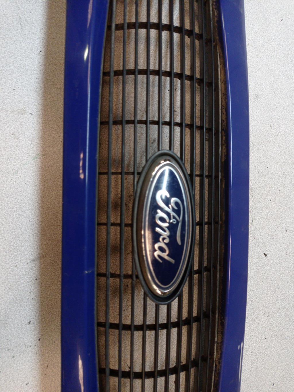 Calandre FORD FIESTA 4 PHASE 1 Essence - 1