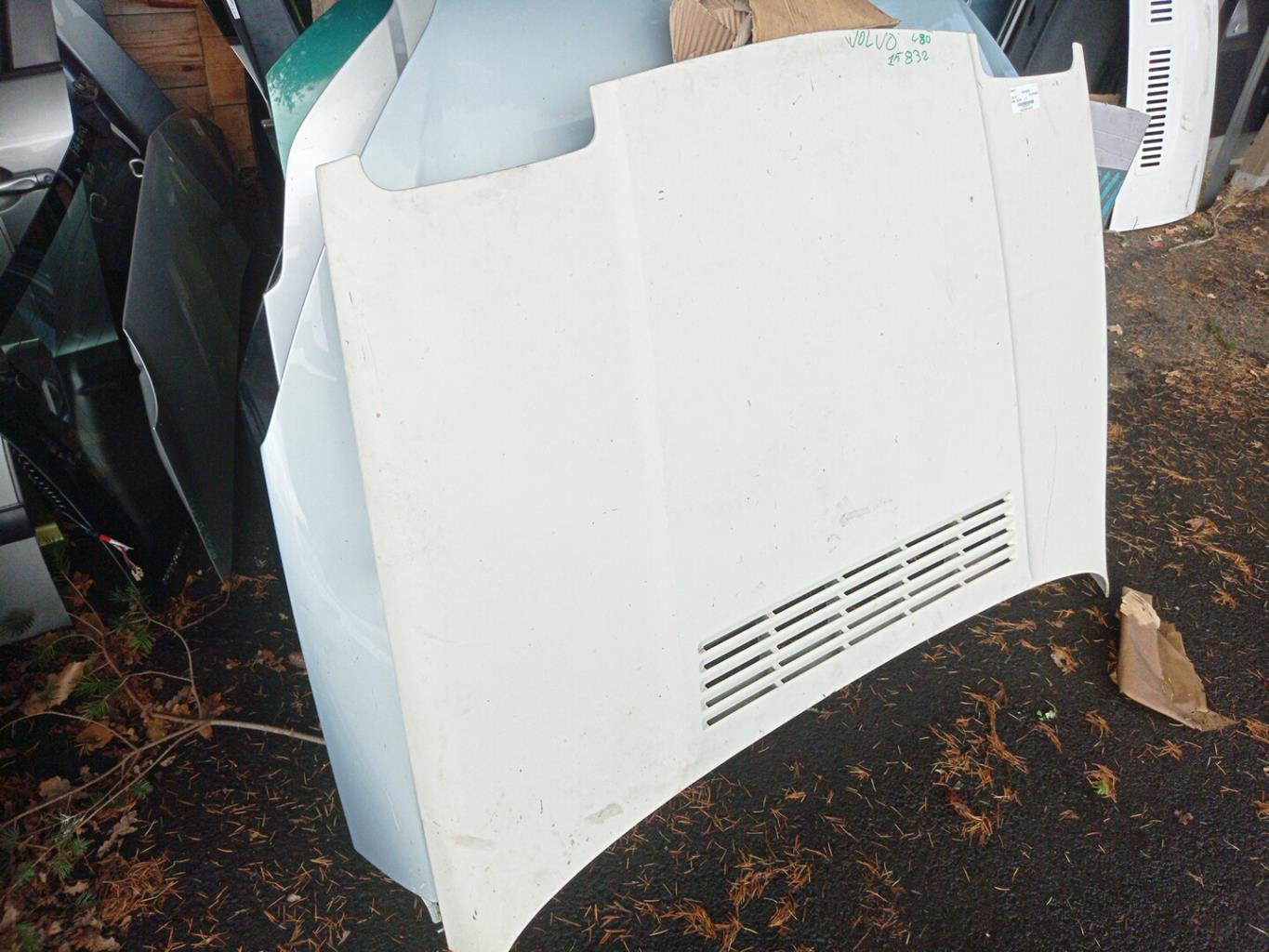Capot VOLVO 480 COUPE Essence - 1