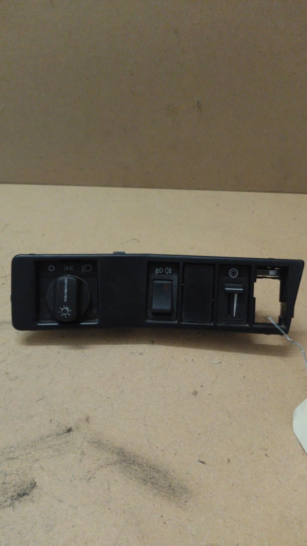 Commande de phare VOLVO 940 Diesel - 1