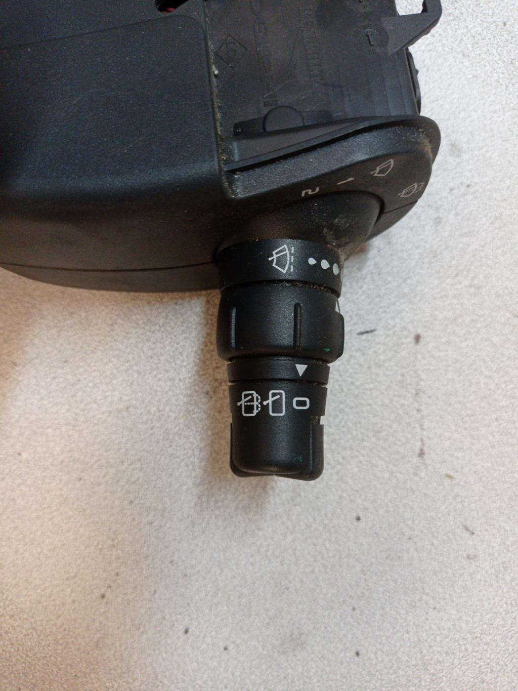 Commodo d'essuie glaces RENAULT CLIO 3 PHASE 1 Diesel - 1